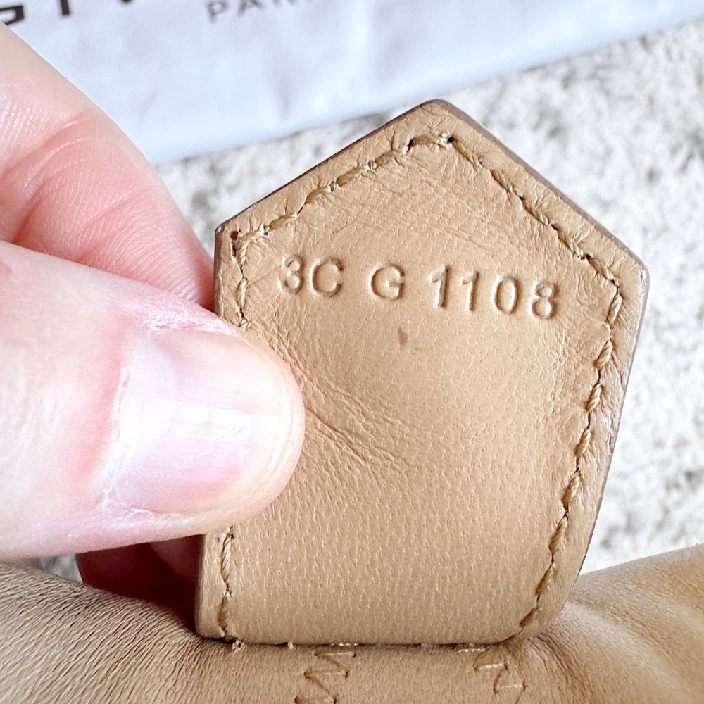 GIVENCHY Beige Nude Quilted Leather Mini GV Bucket Bag shoulder purse - Picture 15 of 15